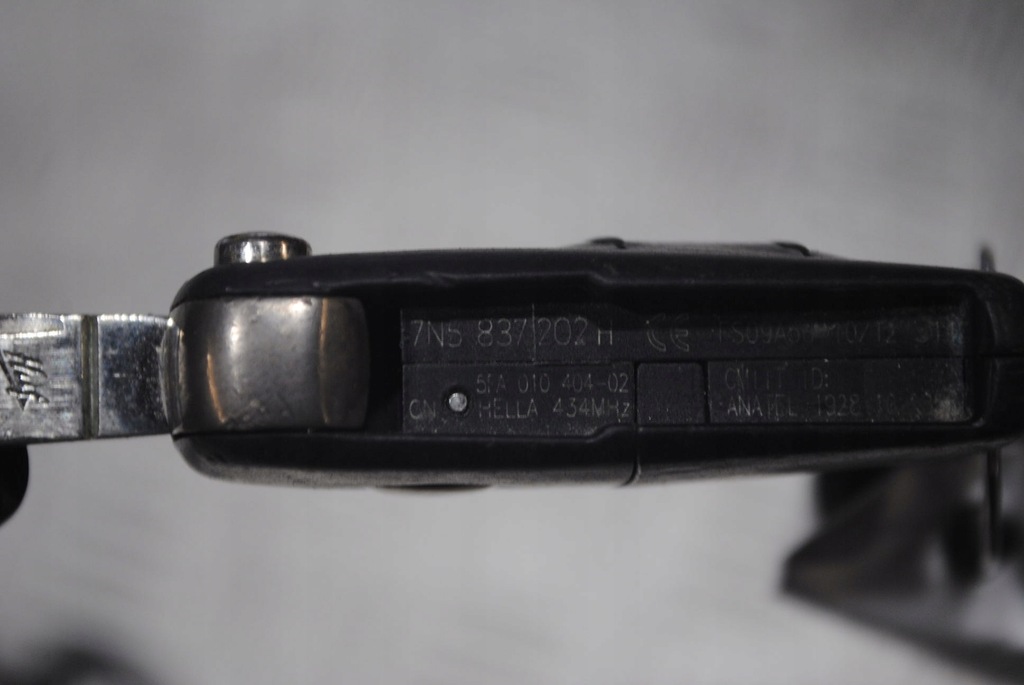 фото №5, Замок зажигания вкладка ключ 7n5837202h, 6r0905851d seat ibiza iv 6j lift