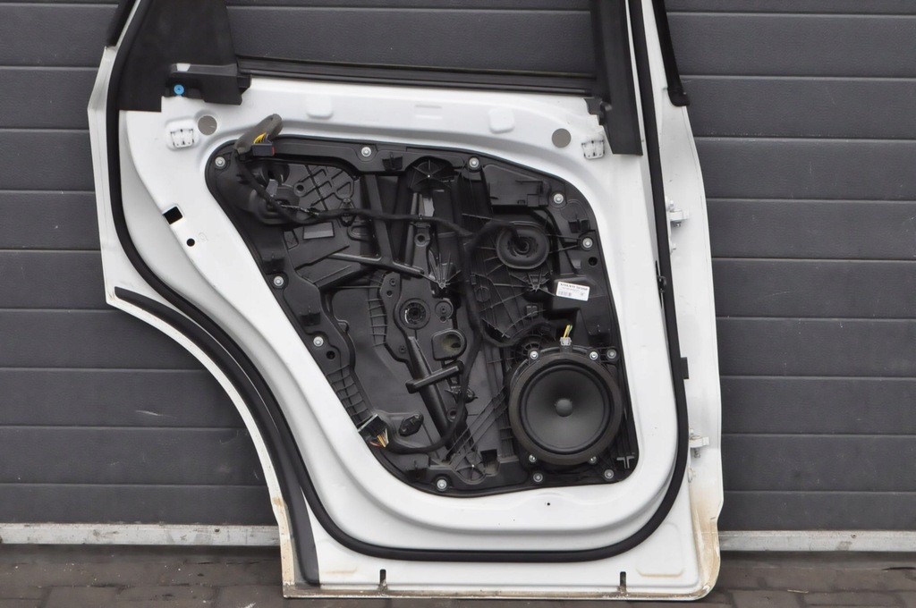 фото №7, Volvo xc60 ii 18-24 дверь левый задняя левая задние 614