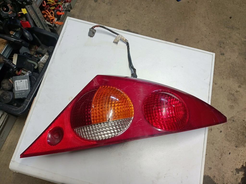 фото №1, Лампа правый задняя ford cougar