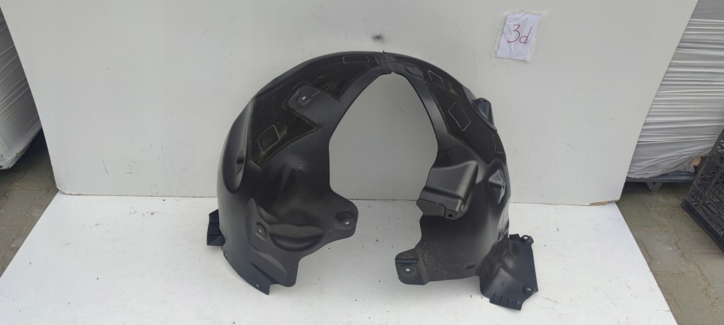 Купити Підкрилок tesla model y праве передні