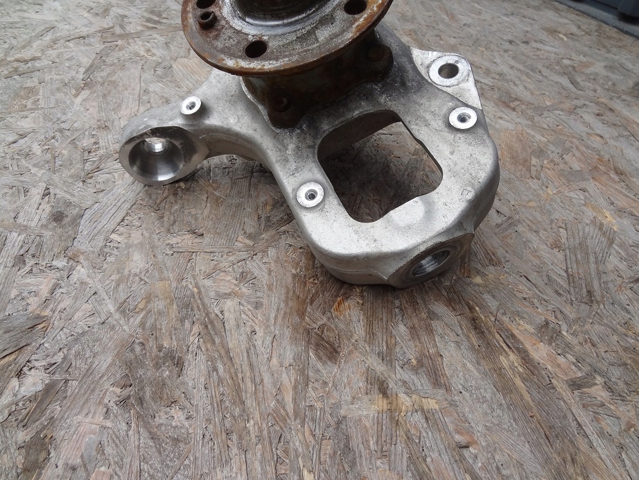 фото №9, Левая поворотный кулак перед 16735l mercedes gle w167 amg