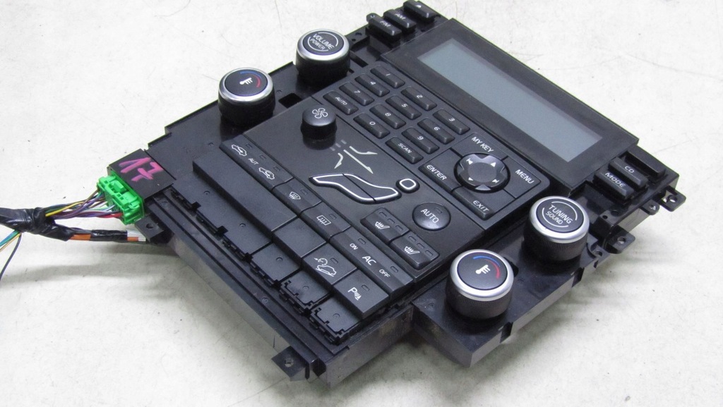 фото №4, Volvo xc70 ii панель радио дисплей 08-14 17