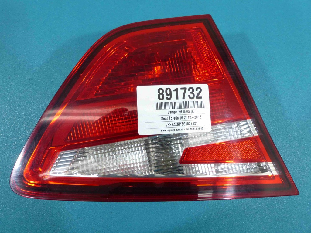 фото №1, Лампа задняя левая крышки toledo iv 12-18 eu