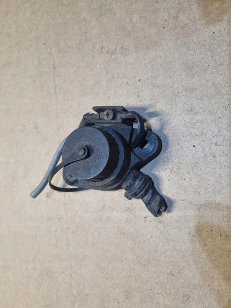 фото №1, Роз'єм діагностичний mercedes w124