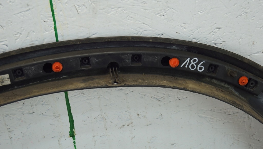 фото №10, Молдинг крыла правая задняя volvo xc90 30655184