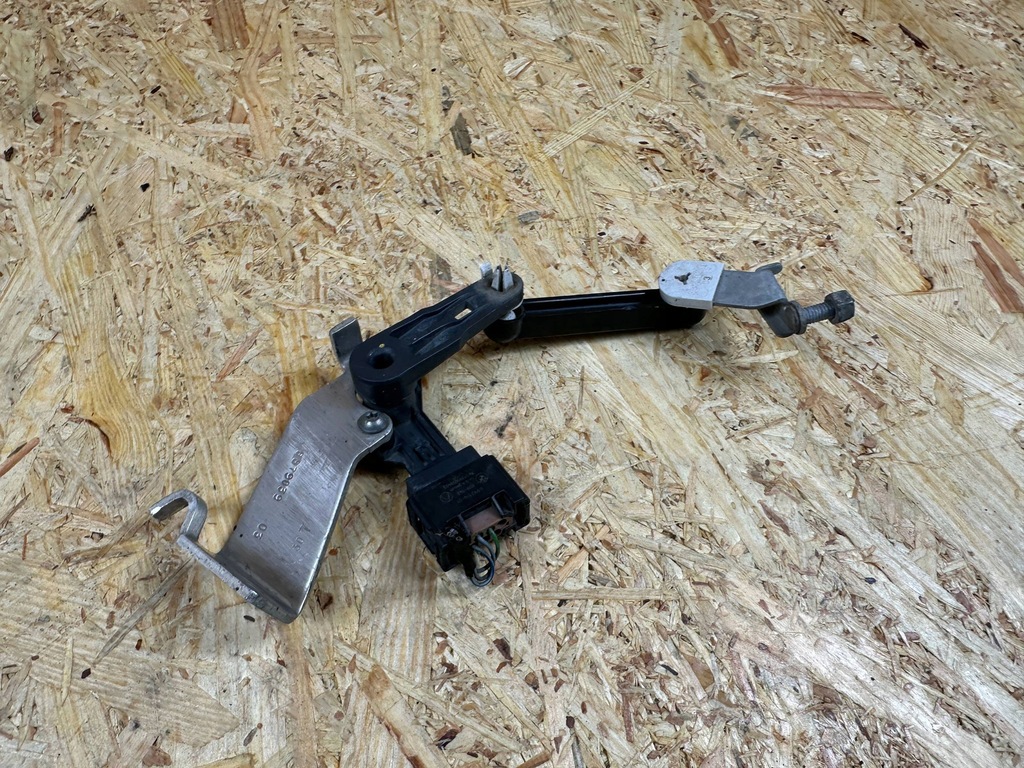 фото №9, Датчик выравнивание света лампа bmw x5 g05 x6 g06 x7 g07 6895467