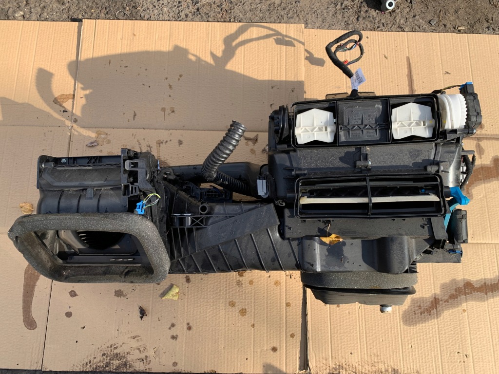 фото №4, Комплектна обігрівач octavia ii 1z1820003cg 100% справна оригінал