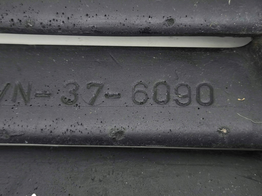 фото №16, Nissan 350z 2004 молдинг стекло боковой 3226090