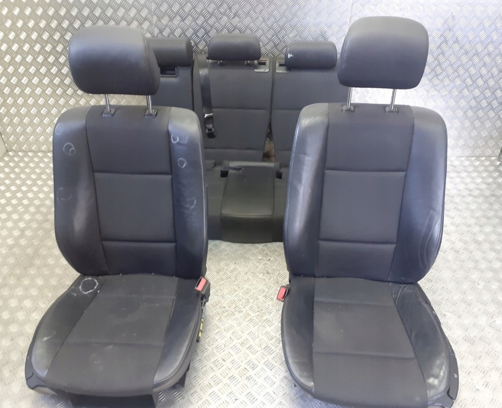 фото №1, Сиденья заднее сиденье комплект bmw x3 e83 2.0 d