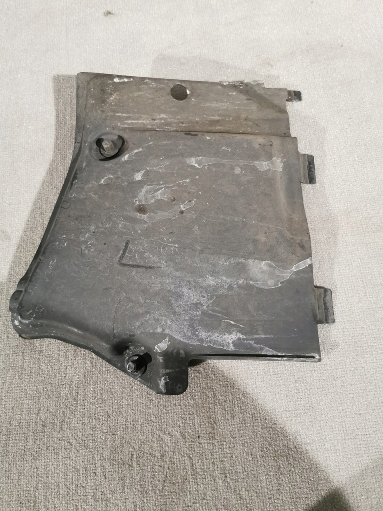 фото №1, Audi a5 8w защита подвеска левая 8w0825201