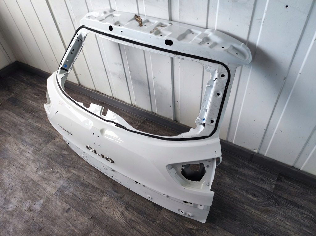 фото №2, Крышка багажника задняя задняя ---- renault clio iv kombi