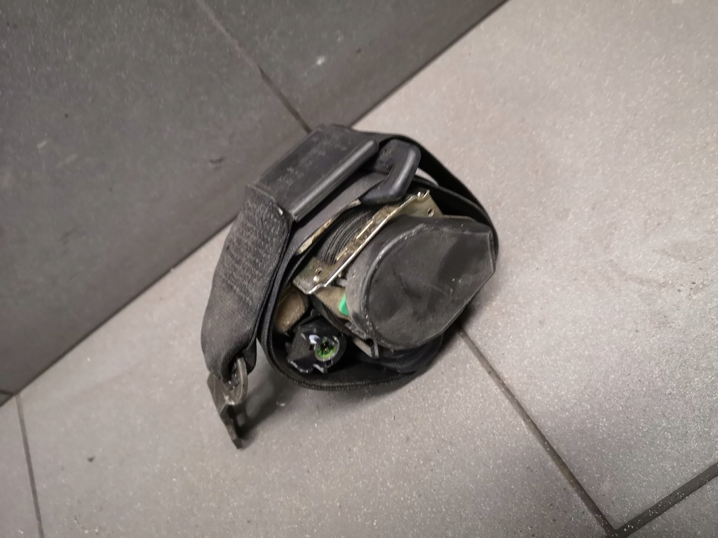 фото №3, Pas безпеки правий перед a8 d2 4d0857706ab