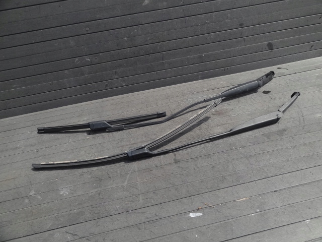 фото №1, Lancia delta iii 2010 рычаги дворник комплект