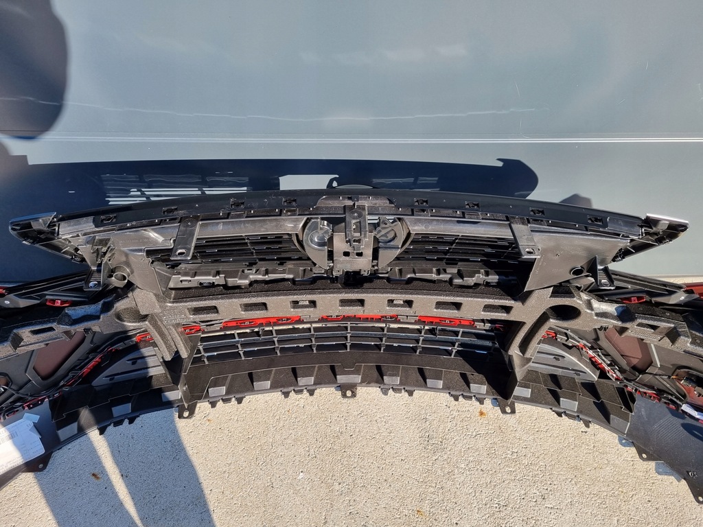 фото №8, Mercedes eqc w293 293 бампер перед передний kpl