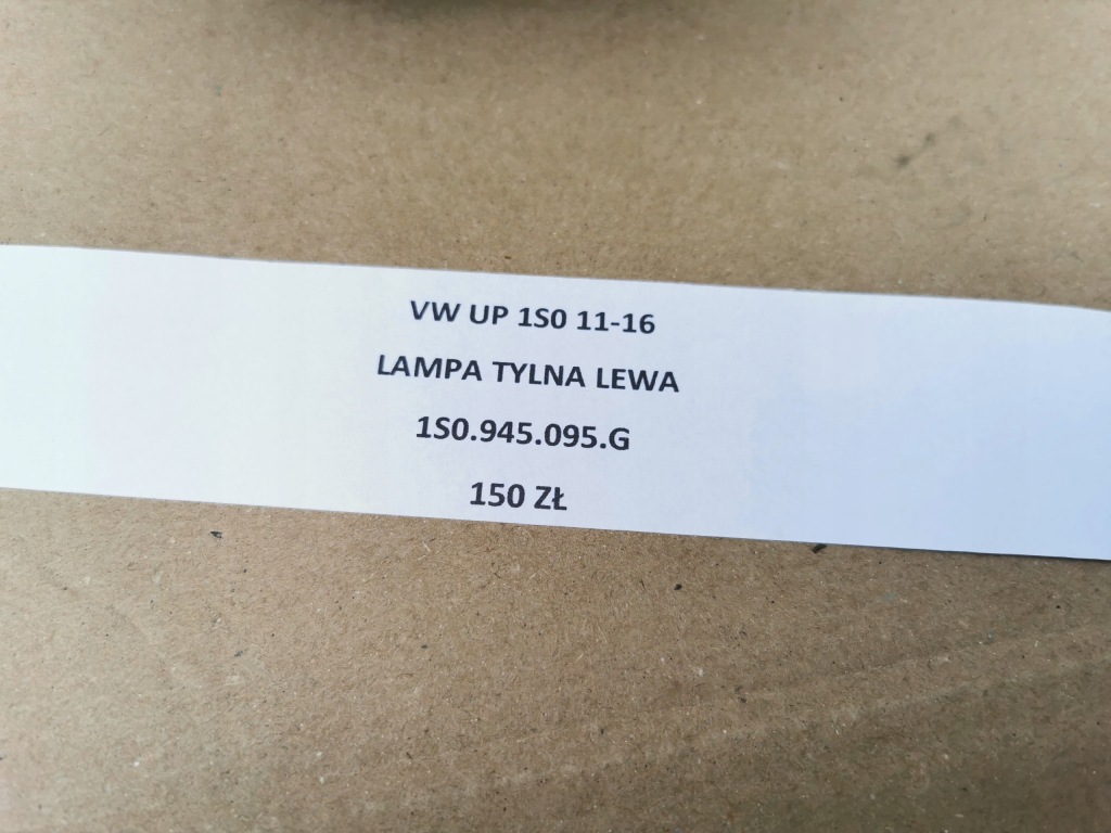 фото №10, Vw up 1s0 11-16 лампа задняя левая 1s0945095g