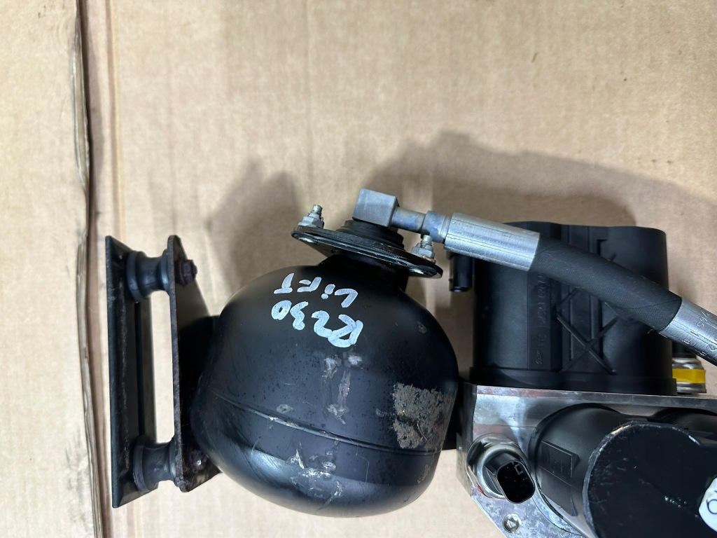 Блок abc, клапанный, клапанов abc задний , задний mercedes sl r230, рестайлинг с Разборки