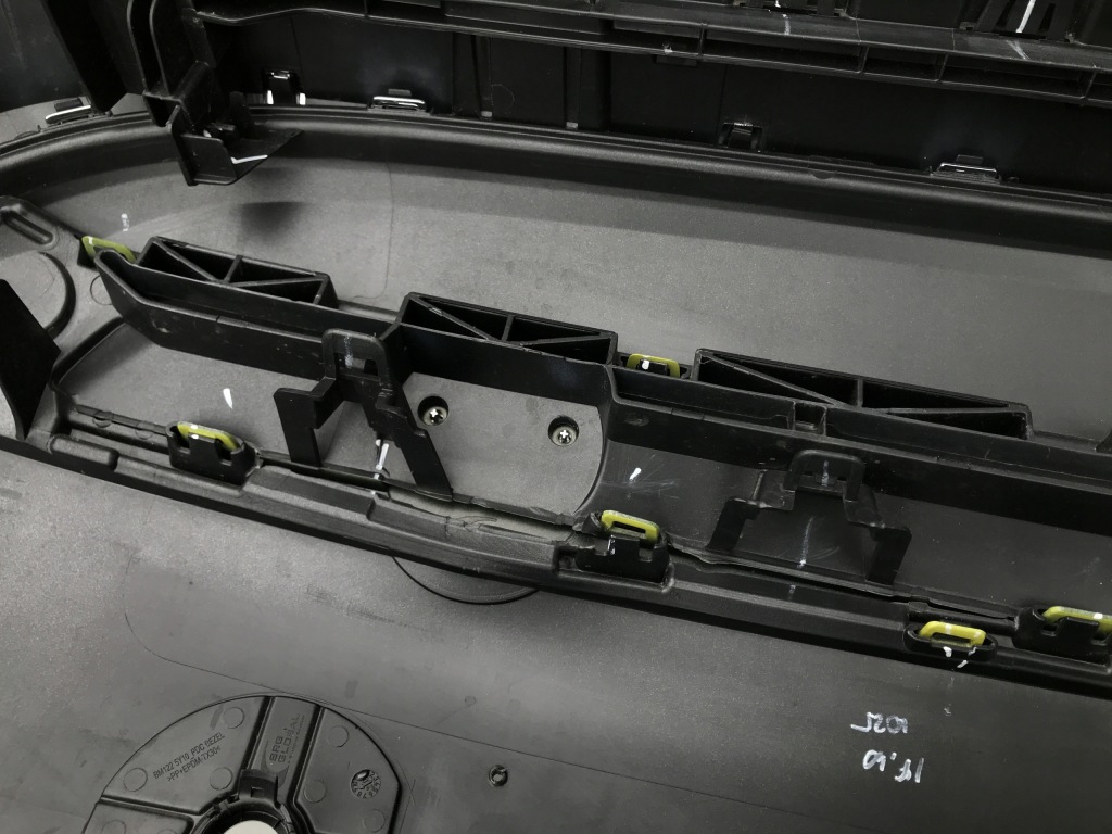 фото №7, Mini f56 se electric решётка радиатора plug in bev 2020-