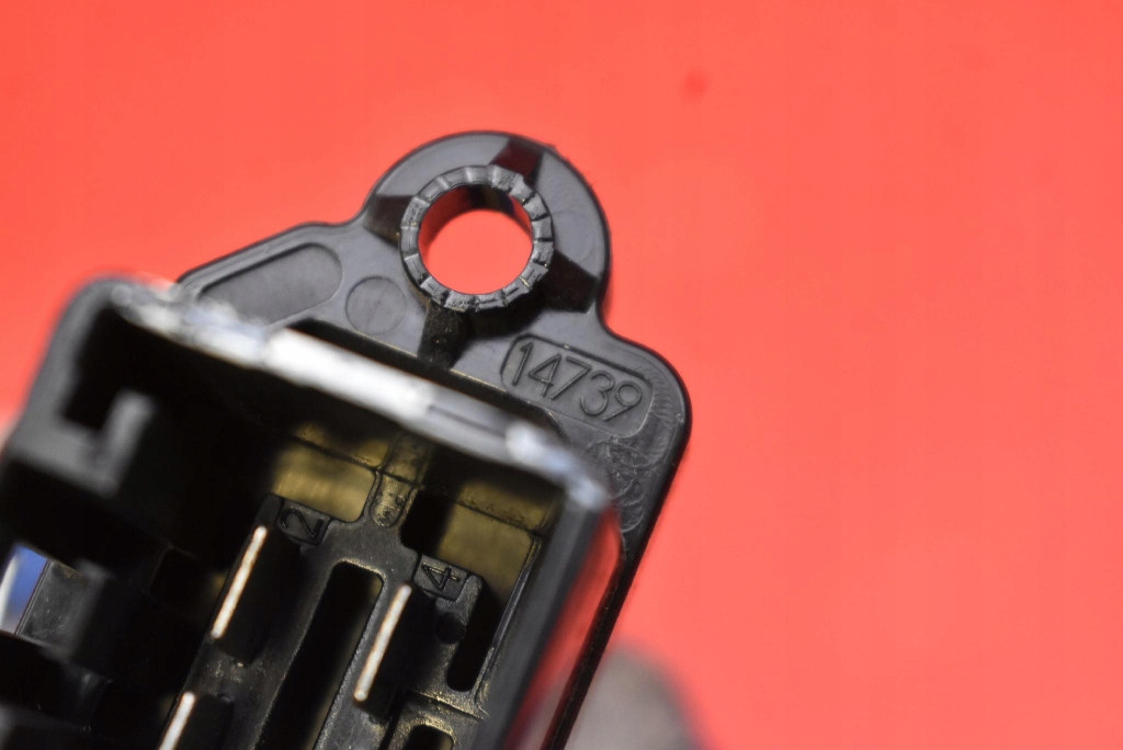 фото №8, Резистор обдув 00115948-02 skoda citigo 1 i 1.0 mpi 60 km lift 17-20