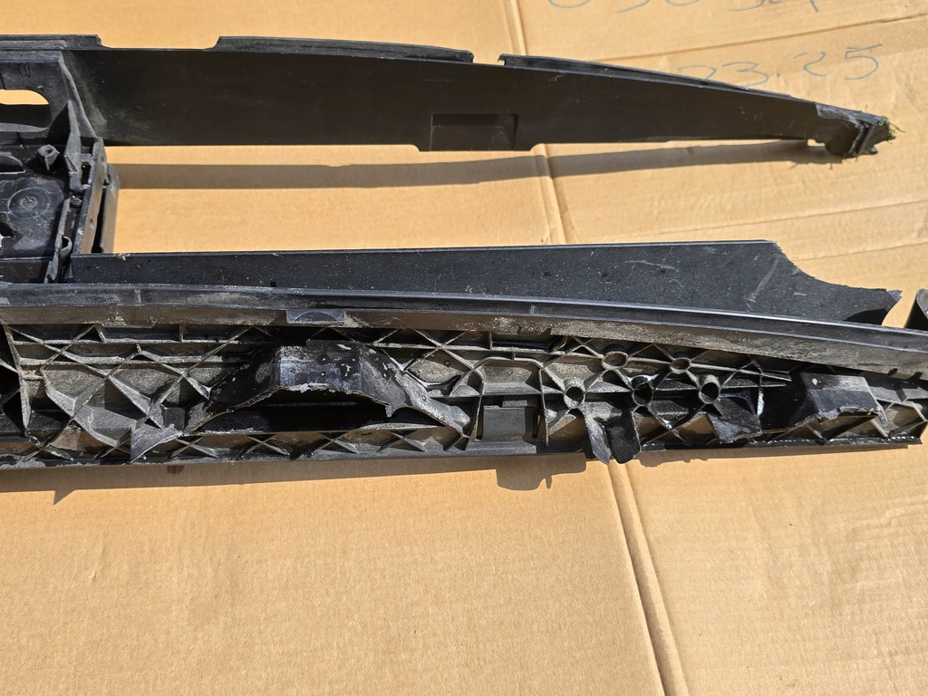 фото №9, Porsche panamera 971 решётка жалюзи 971121257b 971121710e шторка