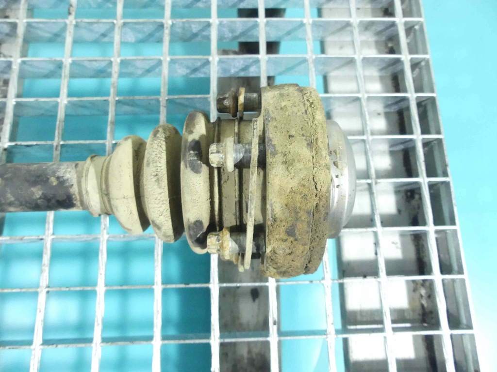 фото №3, Привідний вал ліва bmw x3 e83 2.0d