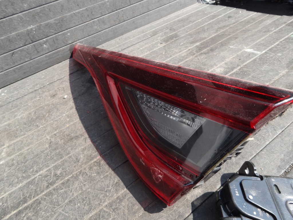 фото №7, Renault arkana 2022 led лампа задняя правая w крышка europa оригинал