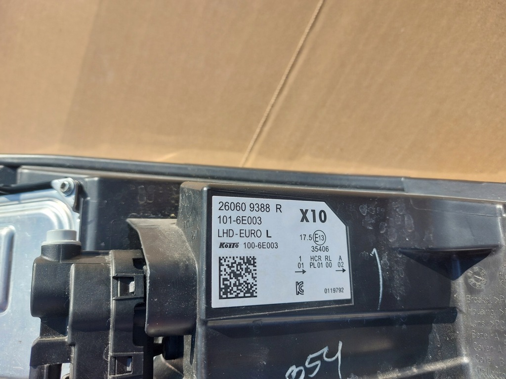 фото №10, Лампа передняя левая renault zoe full led 19-