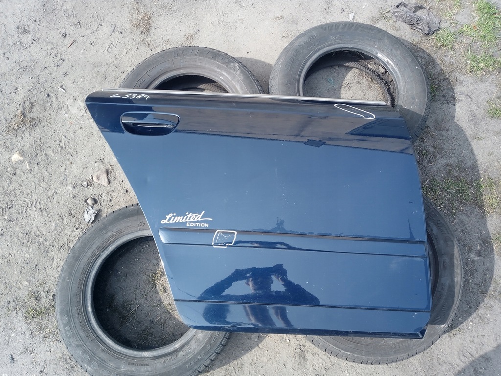 фото №1, Двері правий задня audi a4 b7 granatowe lz5j