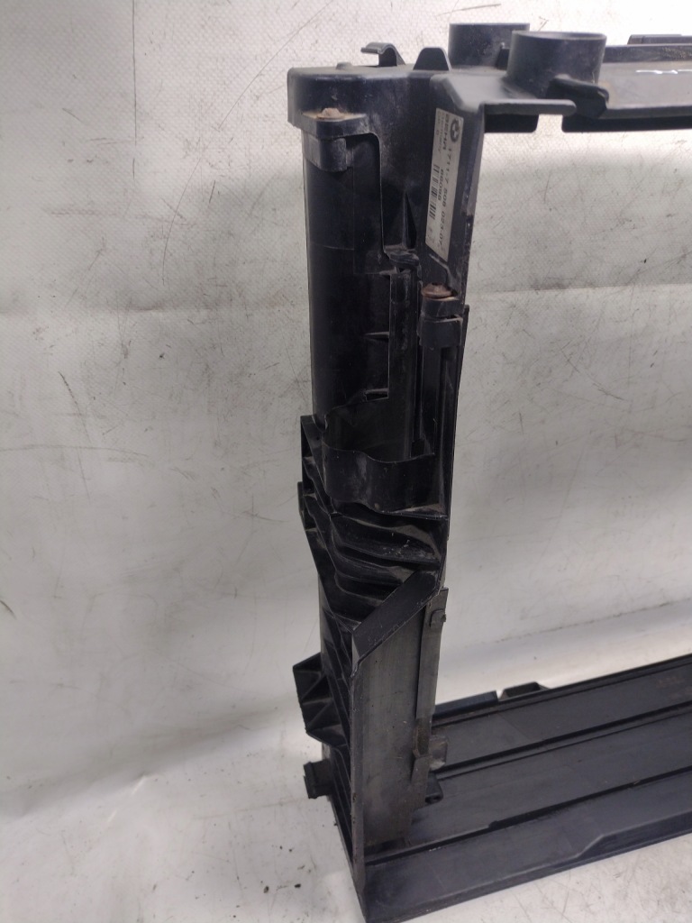 Корпус радіатора bmw e65 Доставка