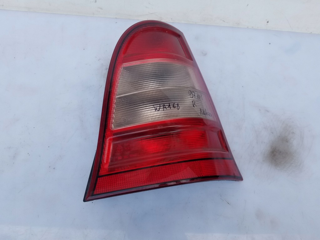Купити Лампа задній права mercedes-benz a-klasa w168