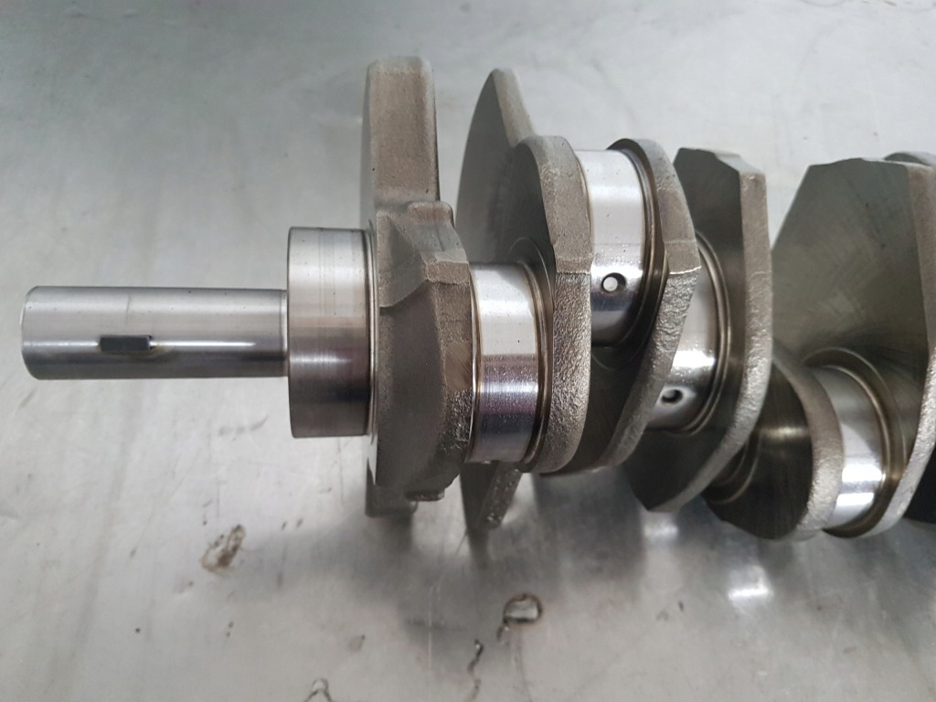 64216 r64216 wał колінчастий mercedes v6 cdi jeep crd ідеальний стан Ціна