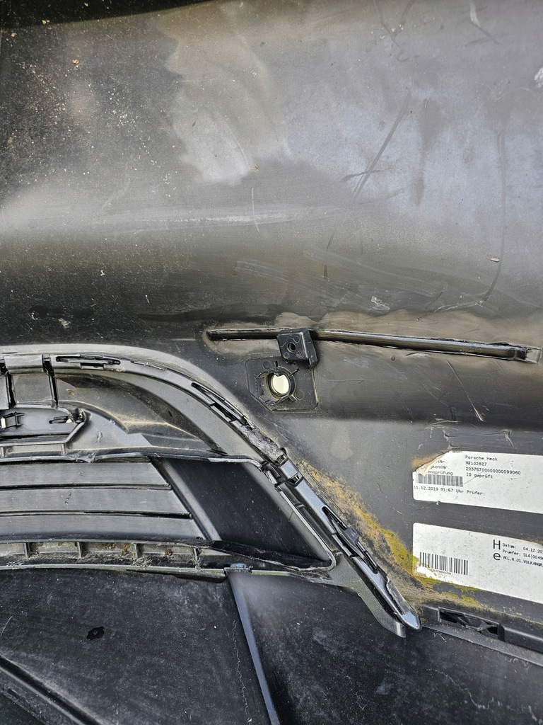 фото №9, Porsche taycan бампер задняя задний 9j1807421