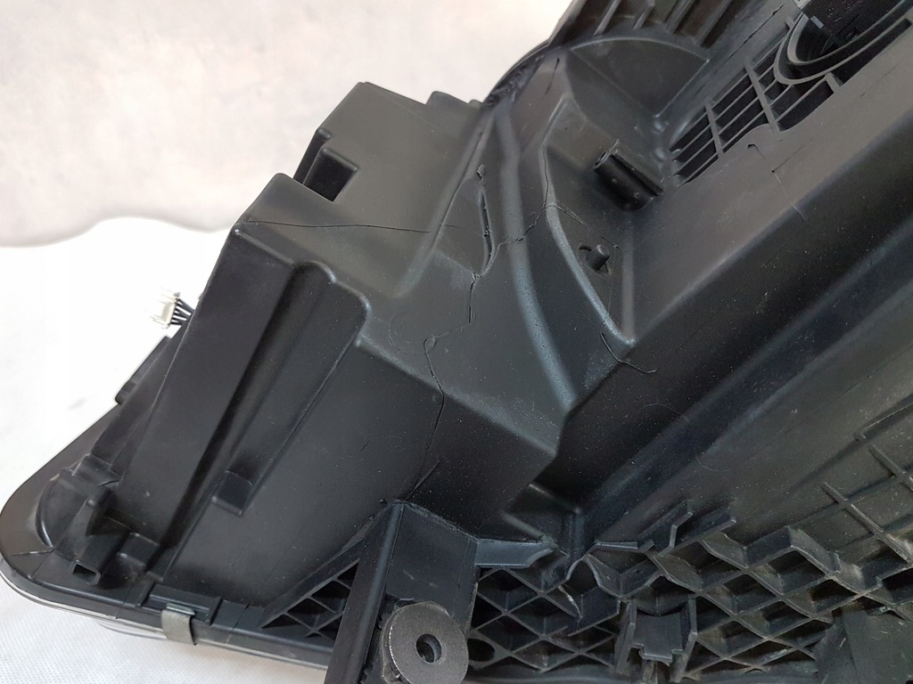 фото №16, Лампа правый перед 7472214 full led bmw f45 f46