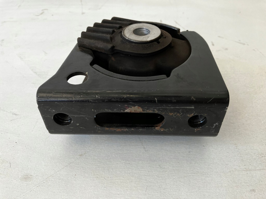 фото №6, Avensis t27 verso d4d d-cat подушка двигателя перед