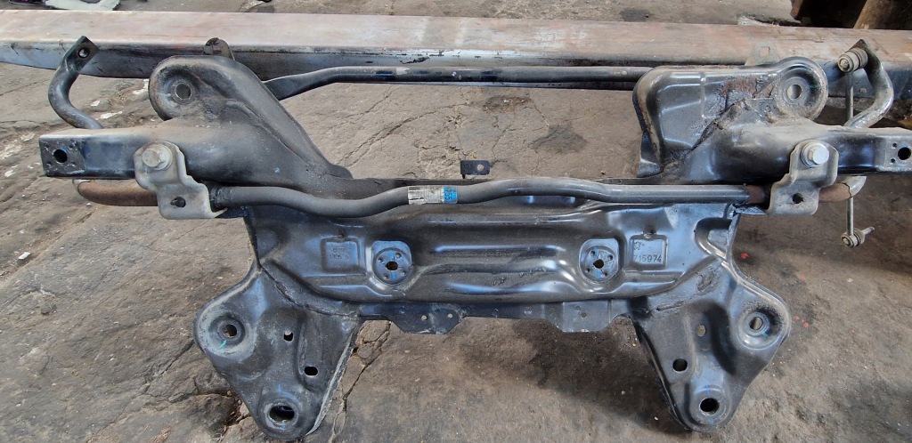 фото №1, Подрамник c3 iii 3 peugeot 208 715974