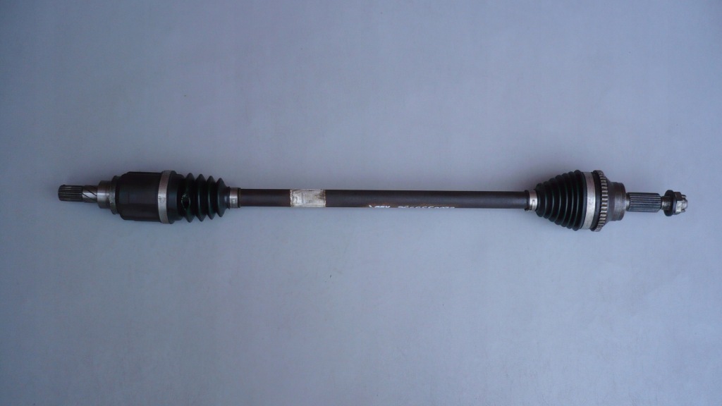 Купить Приводной вал правый левый задний  daster 1,5 dci