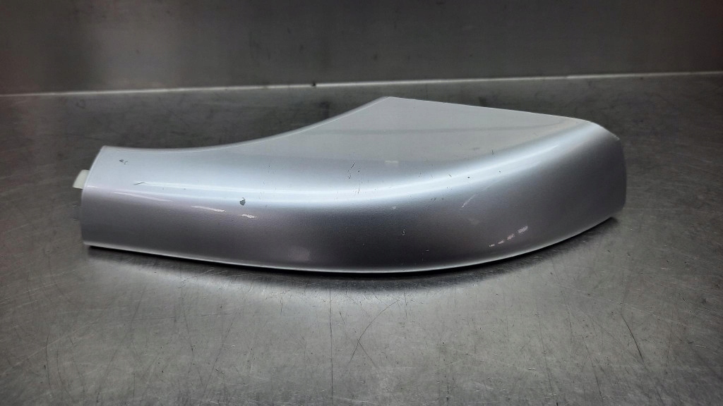 фото №1, Заглушка рейлінг задня задня права 31253461 volvo v50 04-12r