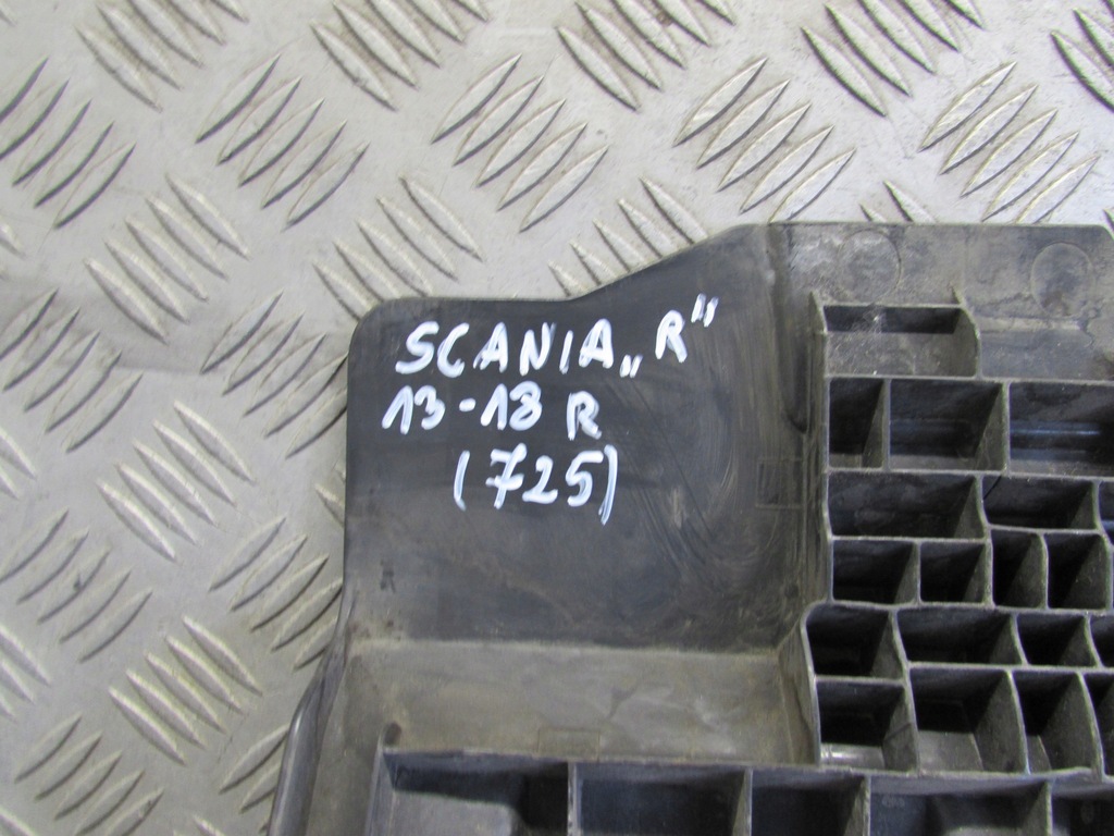 фото №12, Кришка акумуляторів 2428035 2395354 scania r 13-18r.