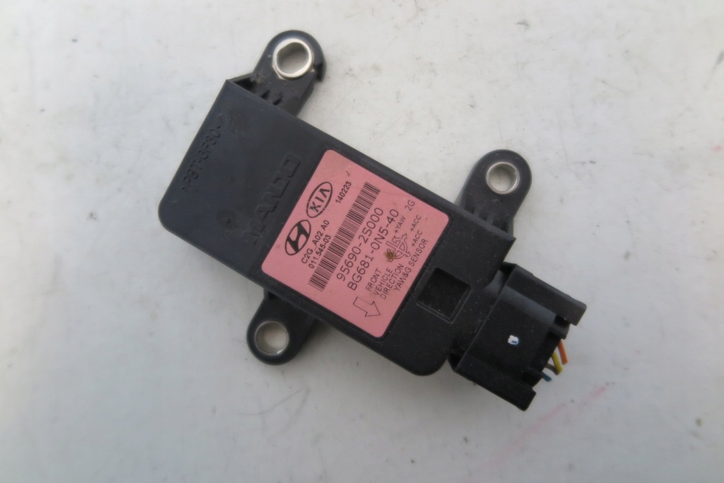 Купити Датчик датчик hyundai ix35 95690-2s000