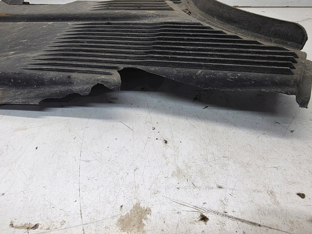 фото №14, Защита плита подвеска левый задняя audi q5 8r 8r0825215a оригинал 12