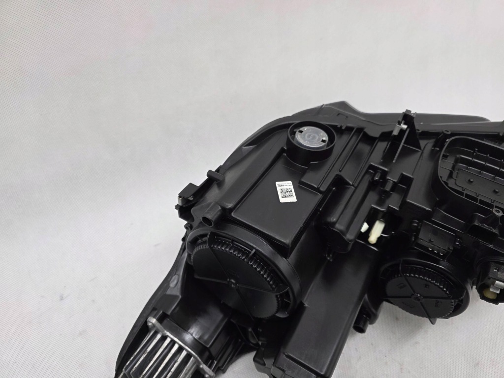 Opel crossland x фара перед передняя правый  обычная с led drl 13467968 Доставка