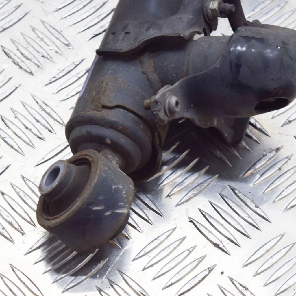 фото №4, Lexus rx 450h 2018 левая сторона амортизатор задний