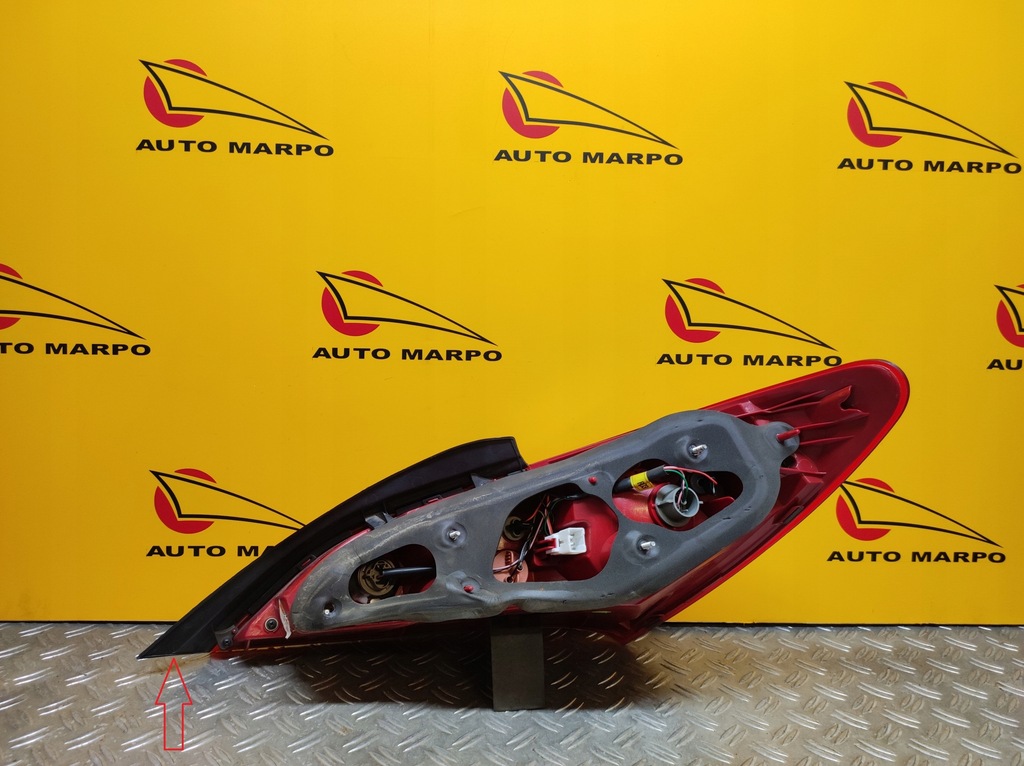 фото №6, Hyundai genesis coupe 2008-2011 лампа задняя l usa