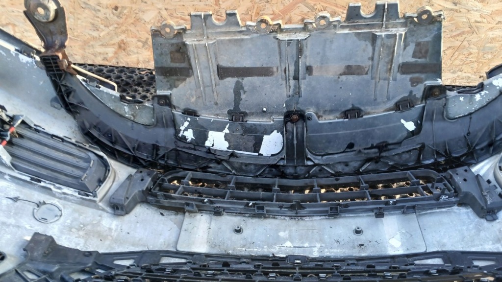 фото №16, Opel insignia a бампер перед противотуманная фара z22c