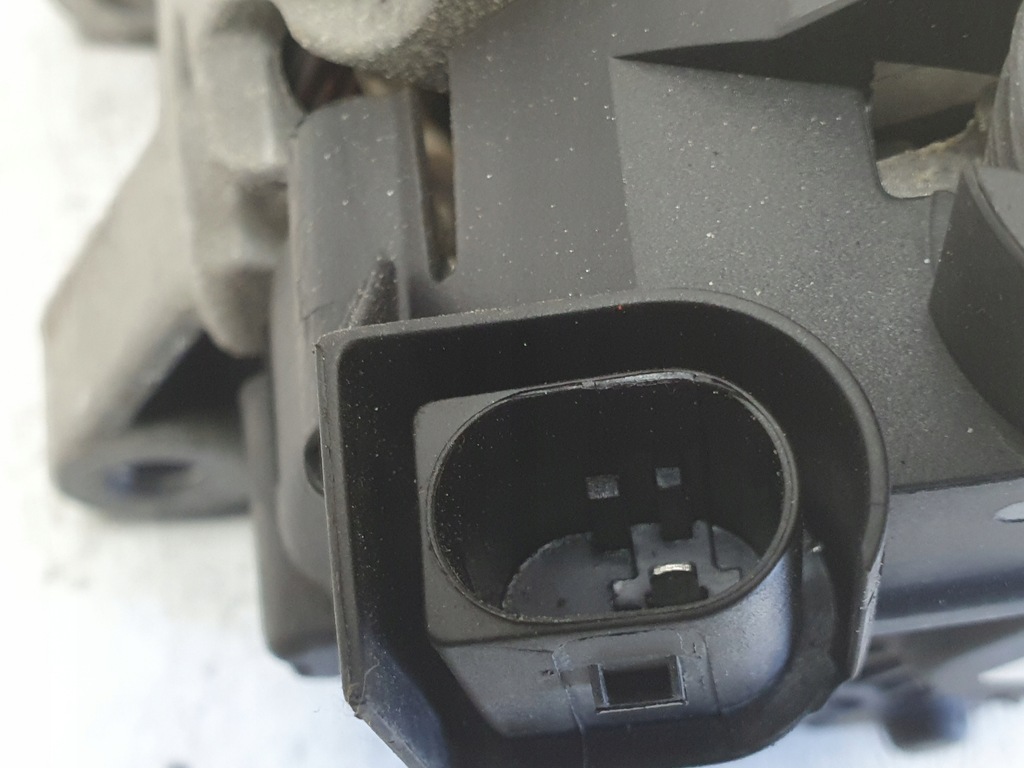 фото №8, Volvo c30 d2 1.6 d генератор 30659389 оригінал