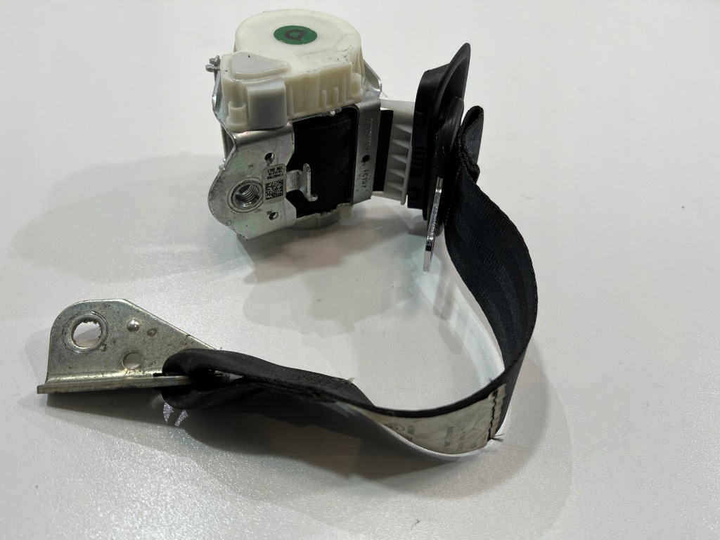 фото №1, Pas правый задняя vw jetta 5c 5c6857806d