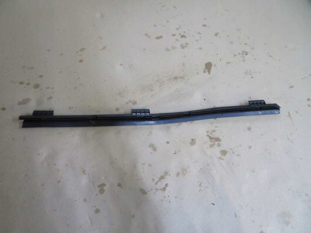 фото №1, Mercedes молдинг прокладка дверь a2477377000