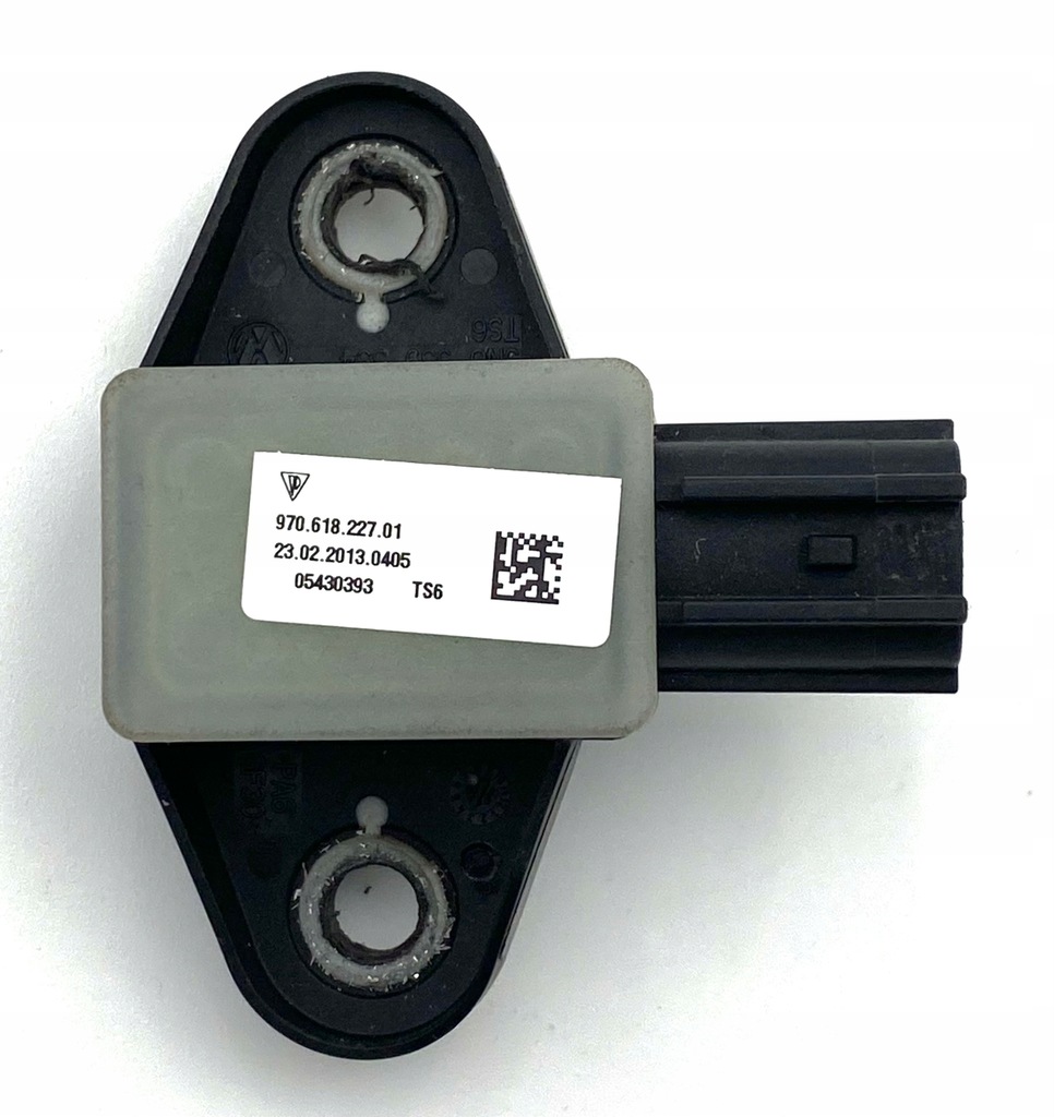 фото №1, Датчик удара датчик подушка безопасности porsche panamera 970 97061822701