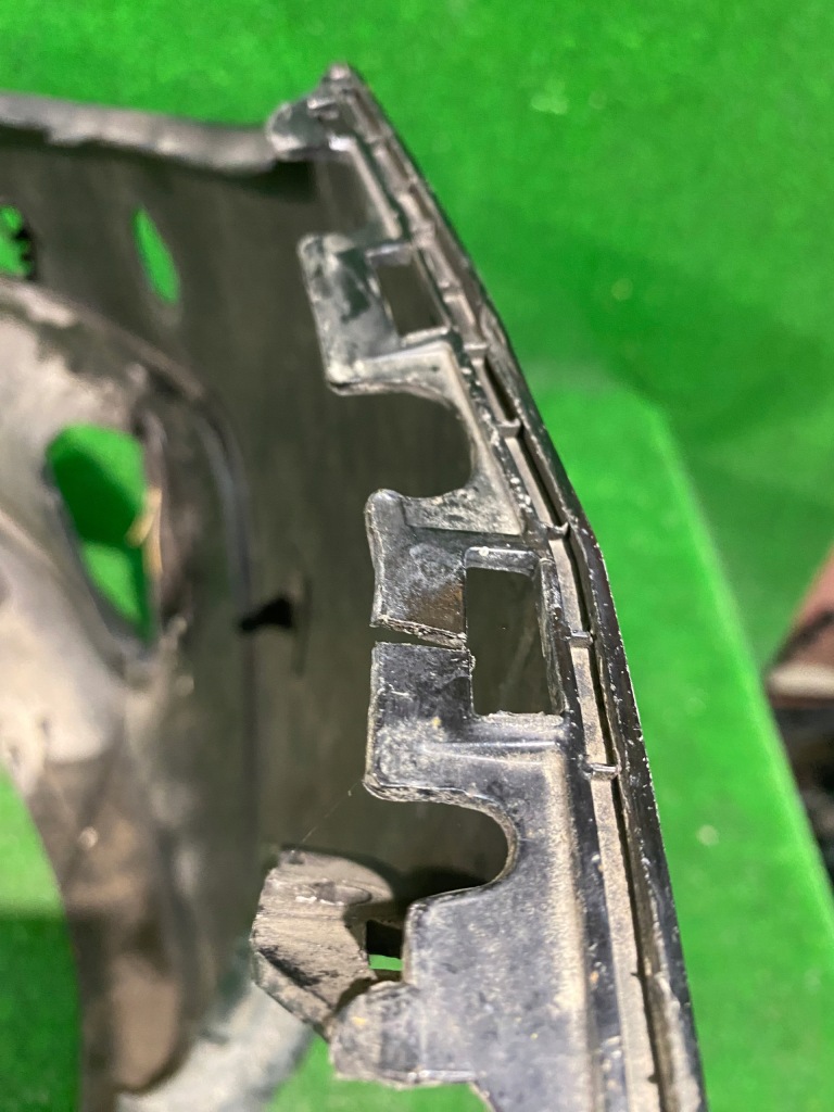 фото №8, Бампер передний перед volvo v40 12- cross country