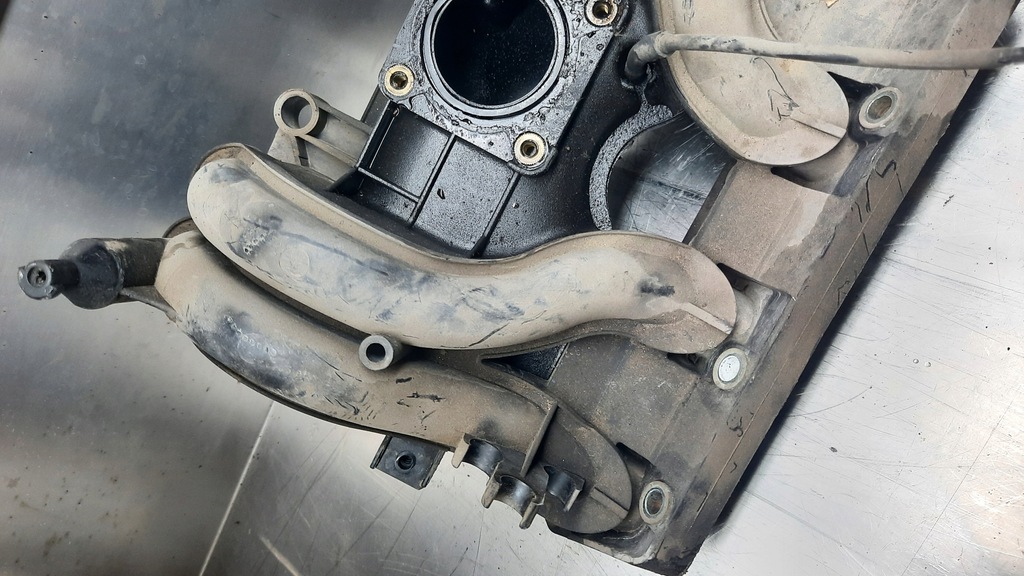 фото №7, Коллектор всасывающий 030129711bp seat ibiza ii 1.4b 00r