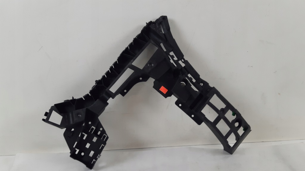 фото №1, Volvo xc90 ii напрямна бампера правий задня 31353410